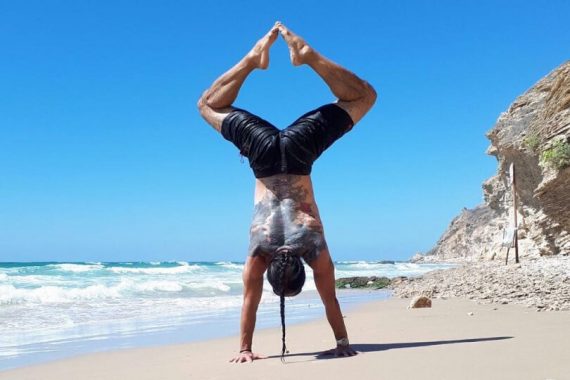 Handstand 101 workshop vinyasa yoga